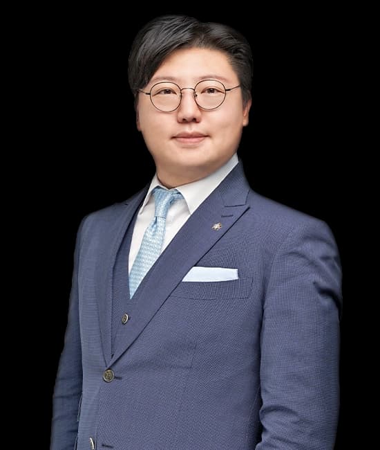 박용흘변호사님